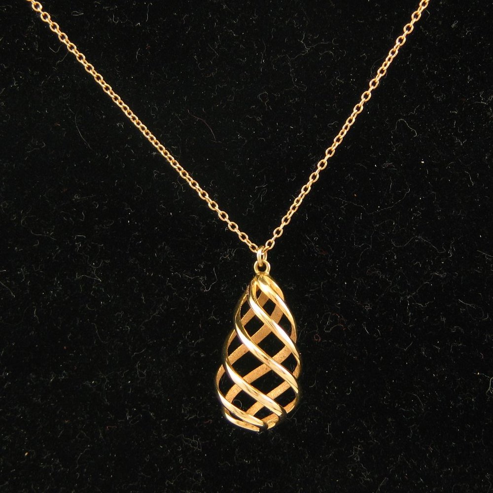 Tiffany & Co Picasso Venezia Luce 18K  Necklace